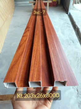 Lam nhựa trang trí 3 sóng cao màu vân gỗ 07